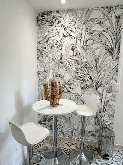 L'Escobar Troyen Apartment Троа Екстериор снимка
